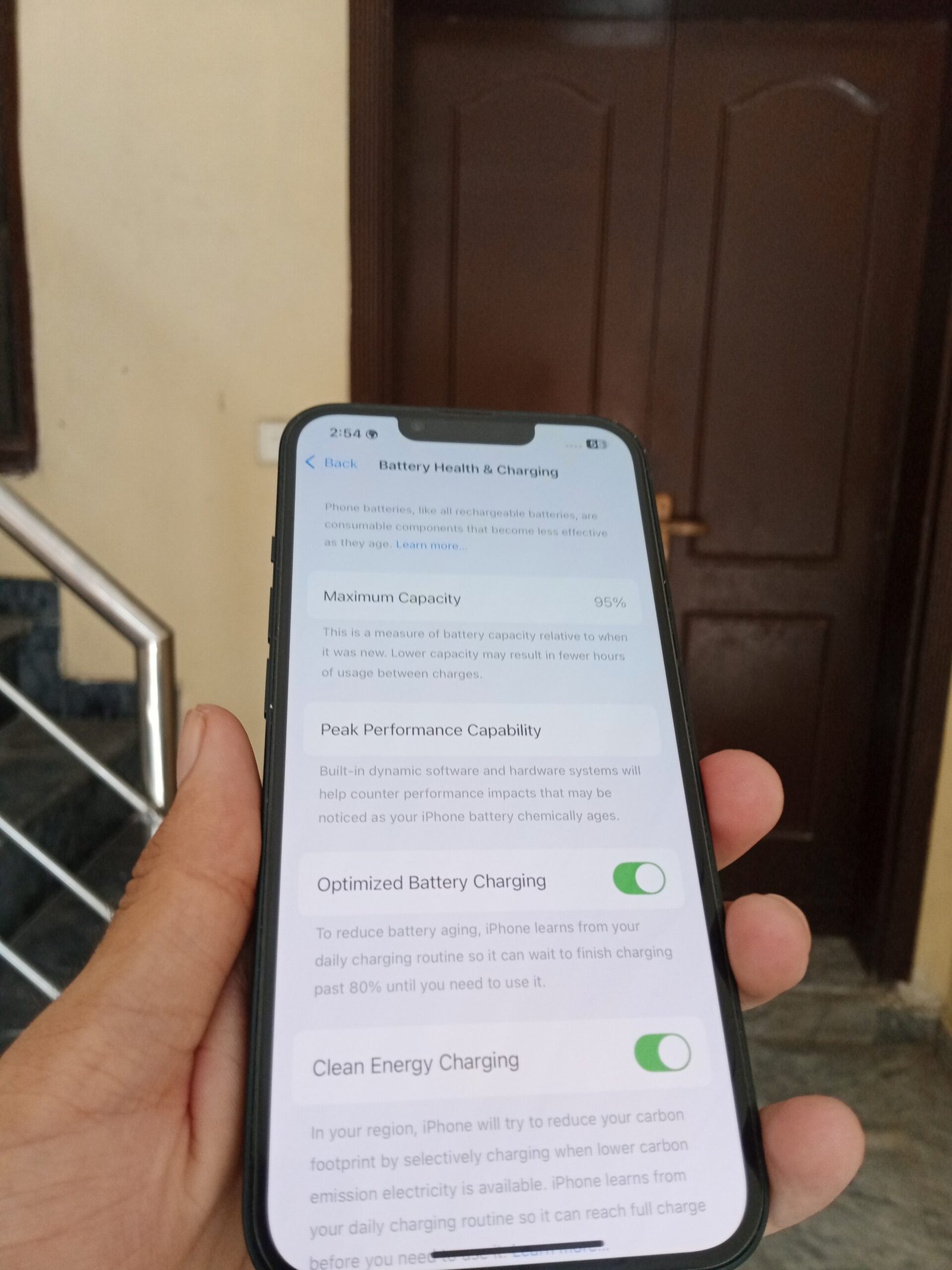 I phone 13 Jv battery health 95% color black condition okay