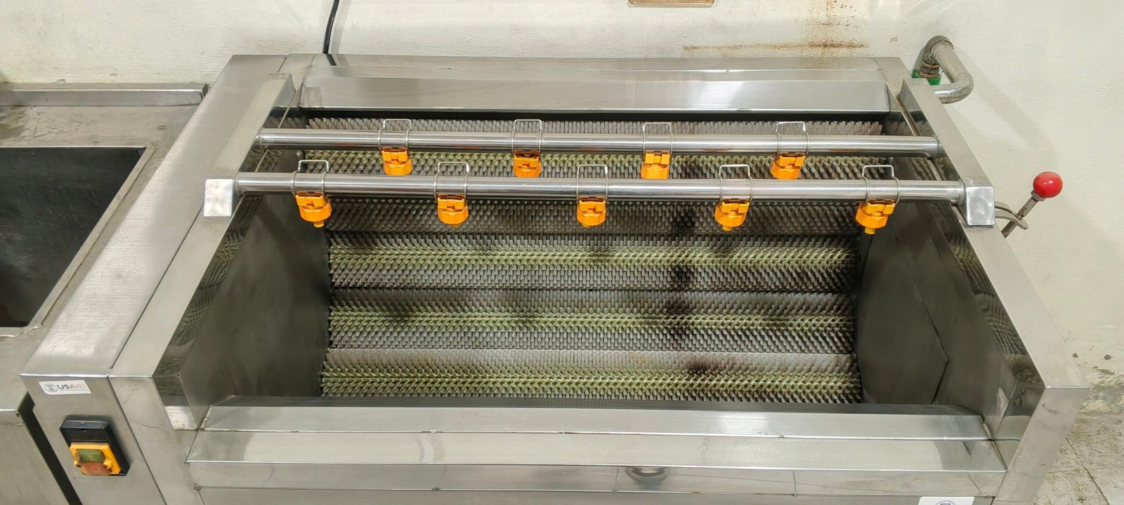 Vagitable washer machine look like new zero time use