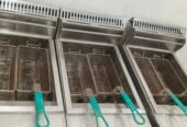 3 Fryers look like new zero time use