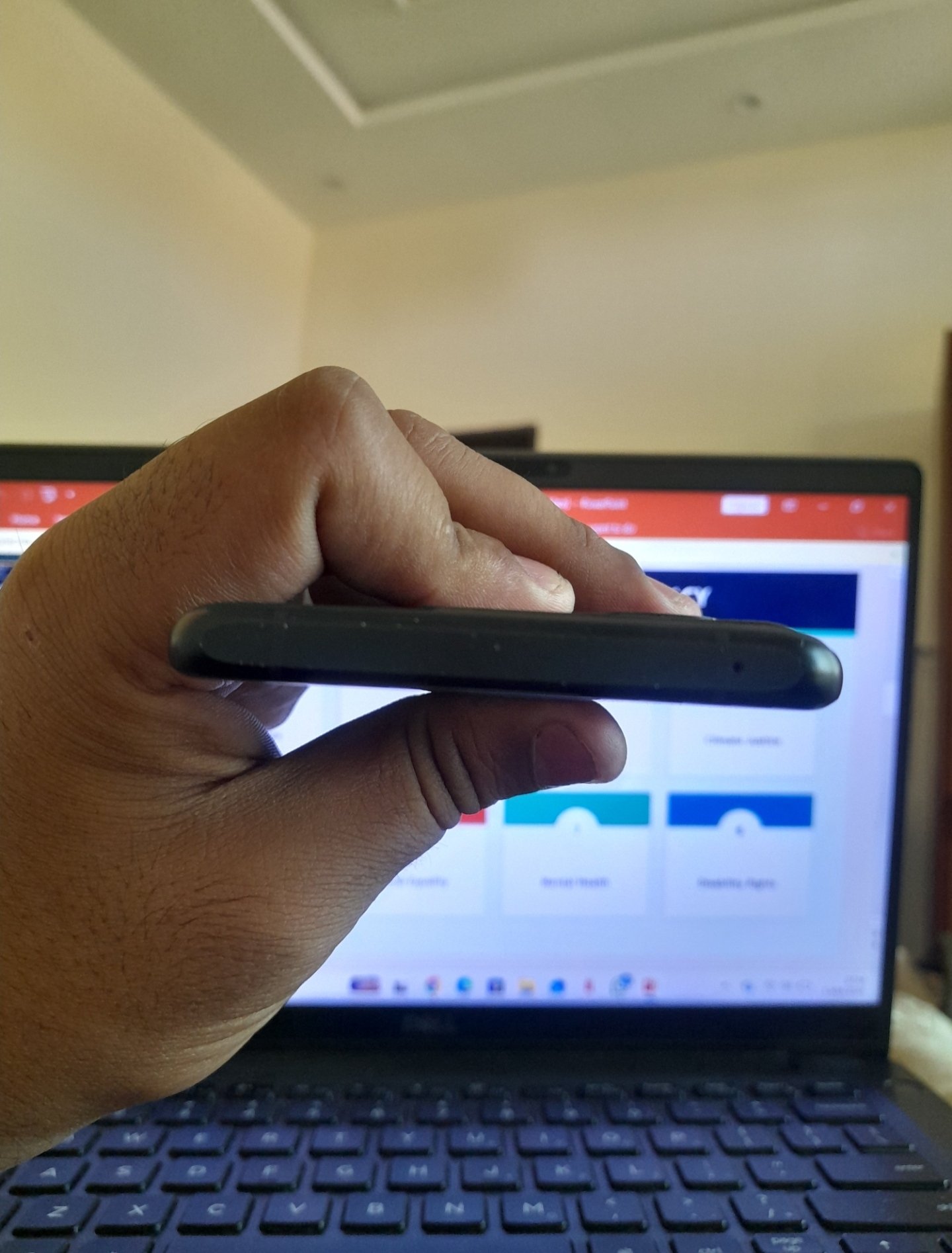One Plus 10 pro Non Pta (12/256)Gb