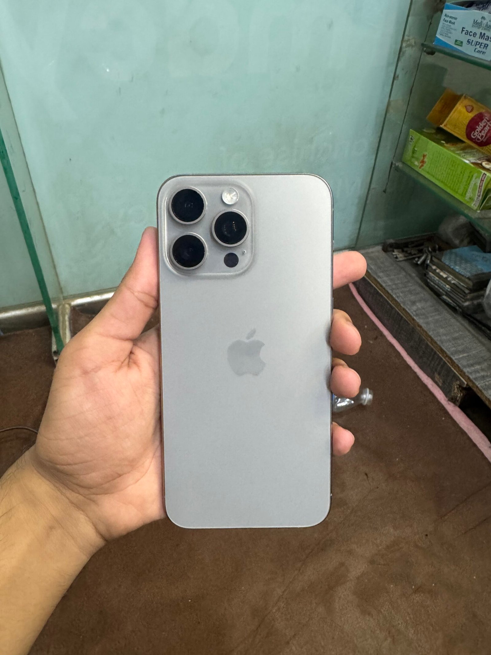 Iphone 15 pro max JV