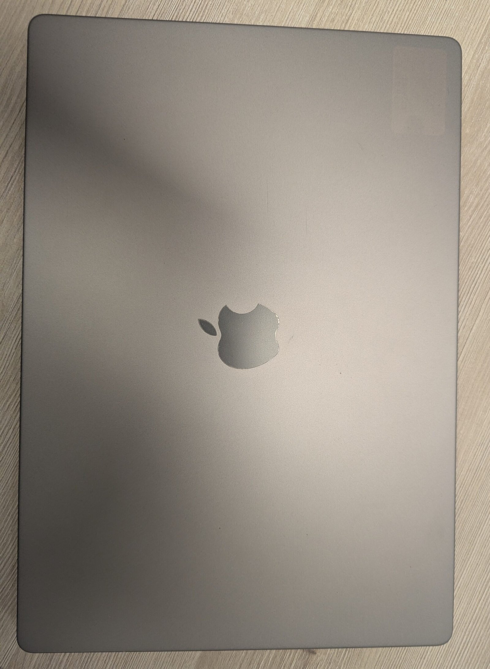 MacBook Pro 2021 M1 Pro32GB RAM512GB SSD16″