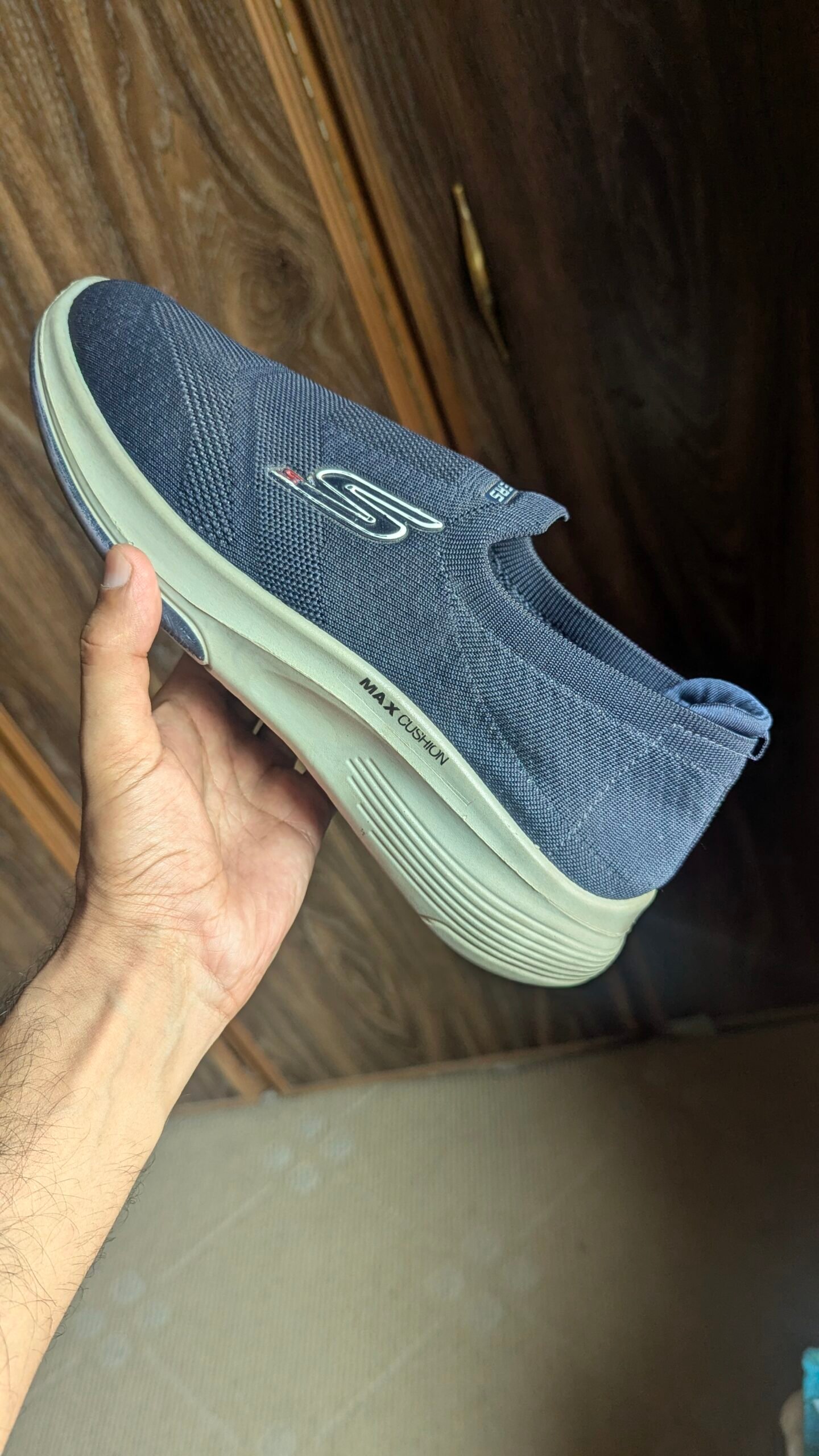 Skechers (Local)