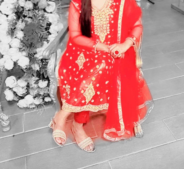 red frak golden kaam kai sath