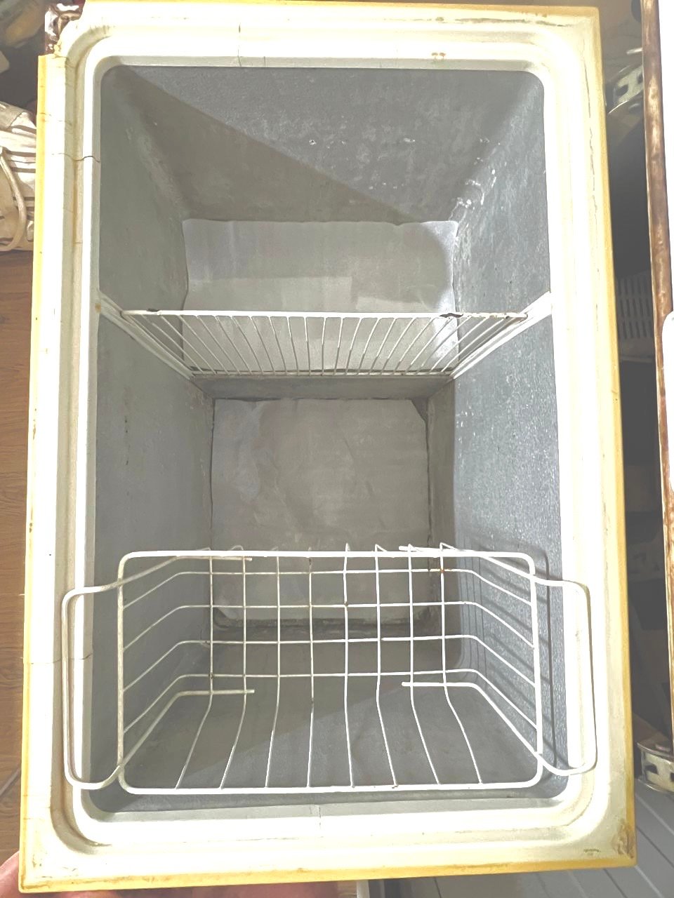 Waves Deep Freezer