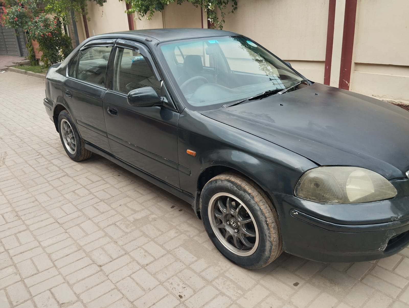 Honda Civic EXi 1996 – excellent condition