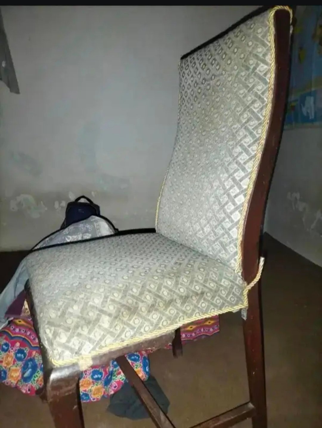 PLASTIC TABLE AND CHAIR