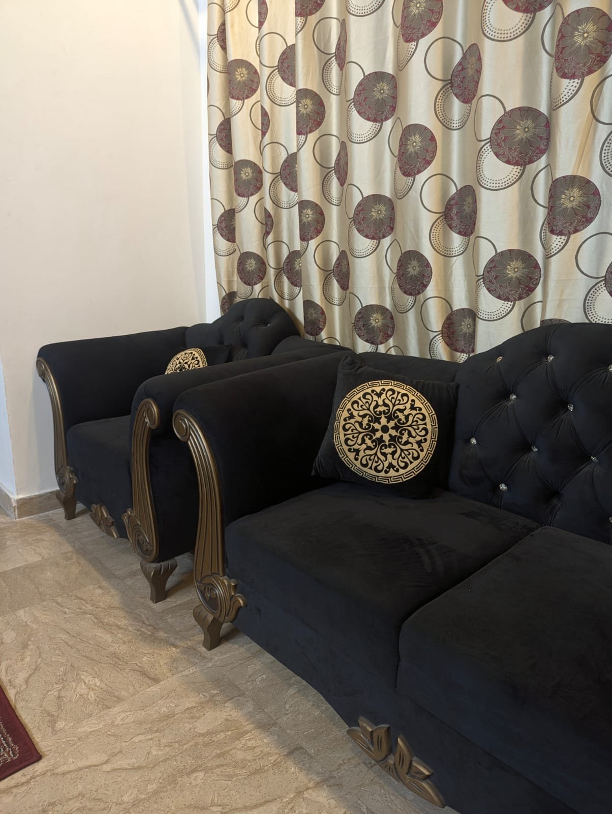 Sofa set