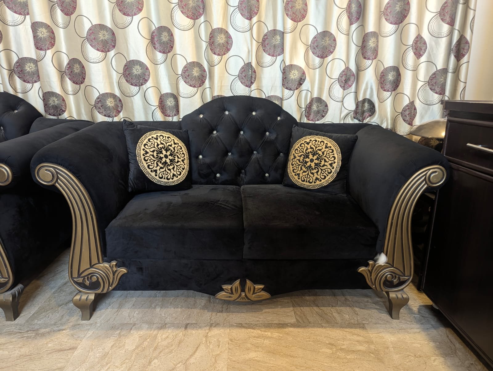 Sofa set