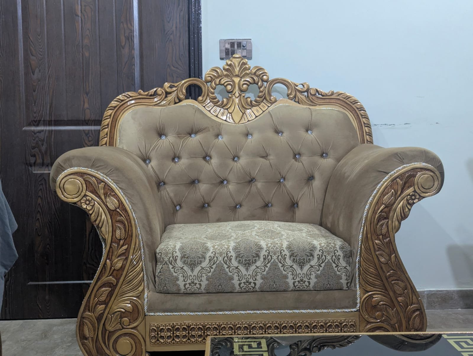 Sofa set