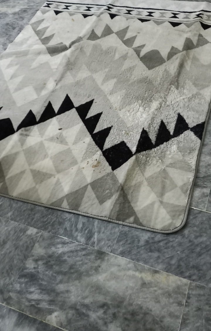 Rug used but in a good condition