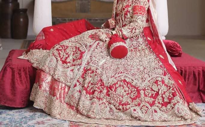 Red wedding lehnga, bridal red dress, Bridal lehnga