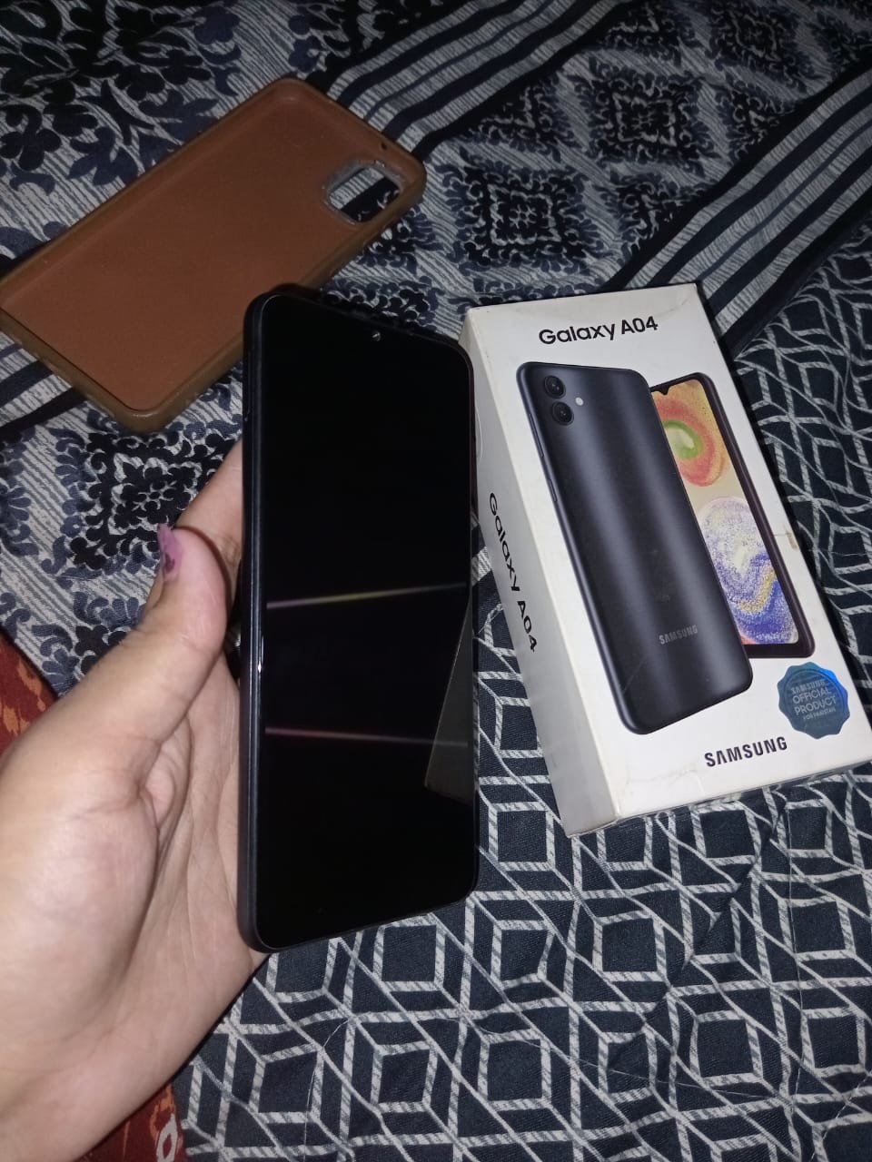 SAMSUNG A04