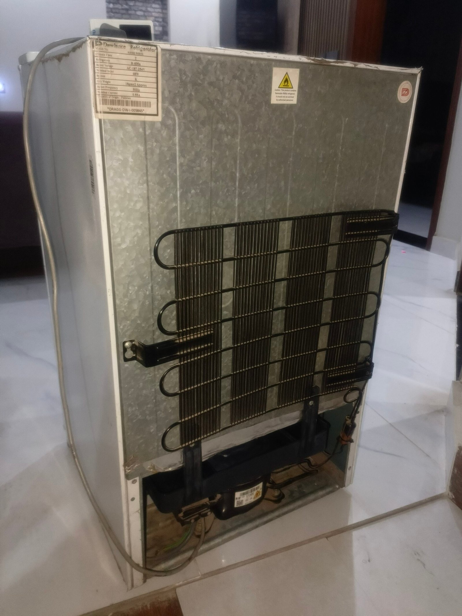 Dawlance Single Door Refrigerator (Medium Size Fridge )