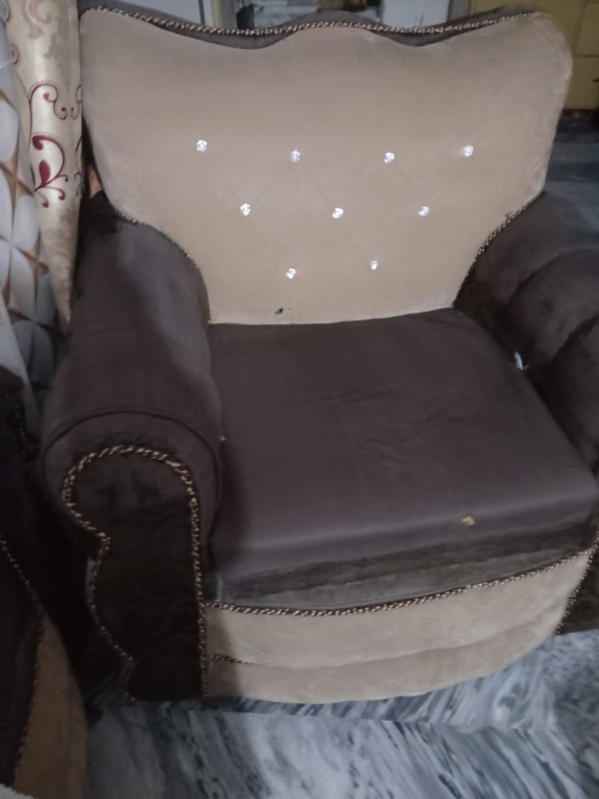 Sofa set 5 seater