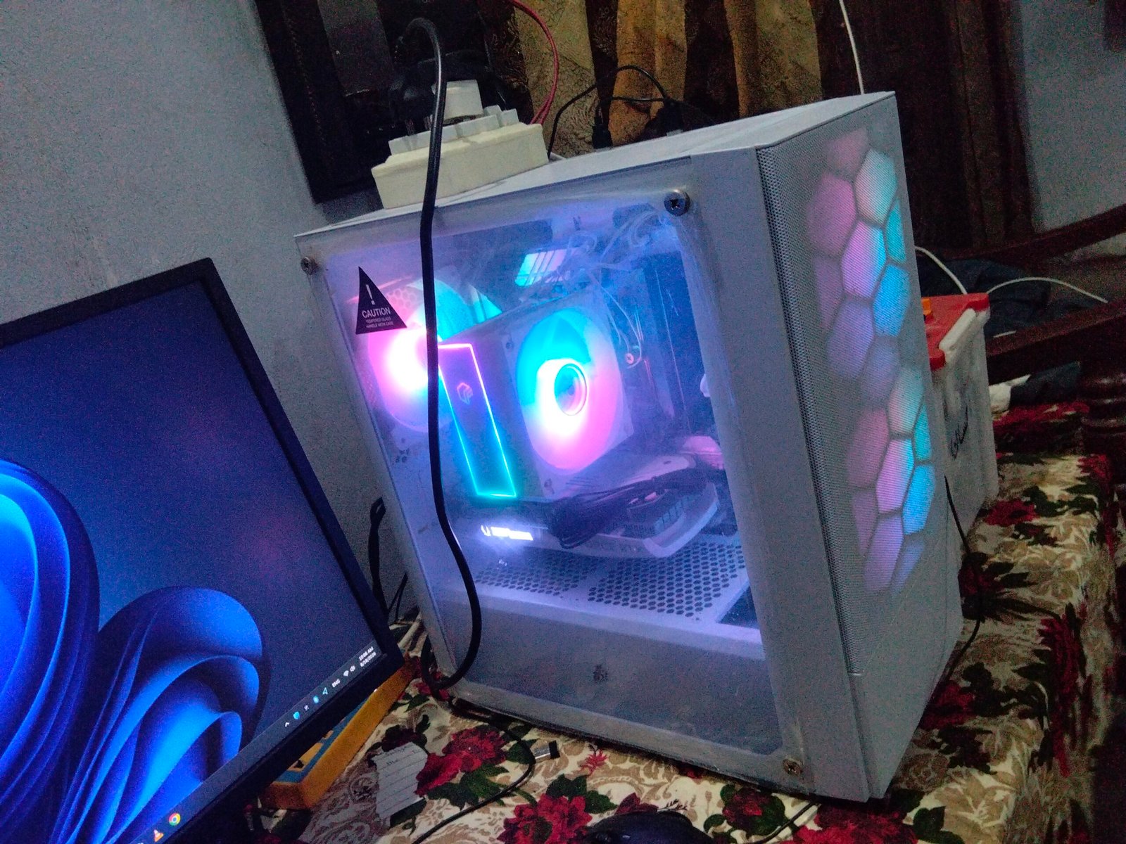 Gaming PC Ryzen 5 7600  RTX 4060 8GB | 16GB DDR5 | 512GB NV