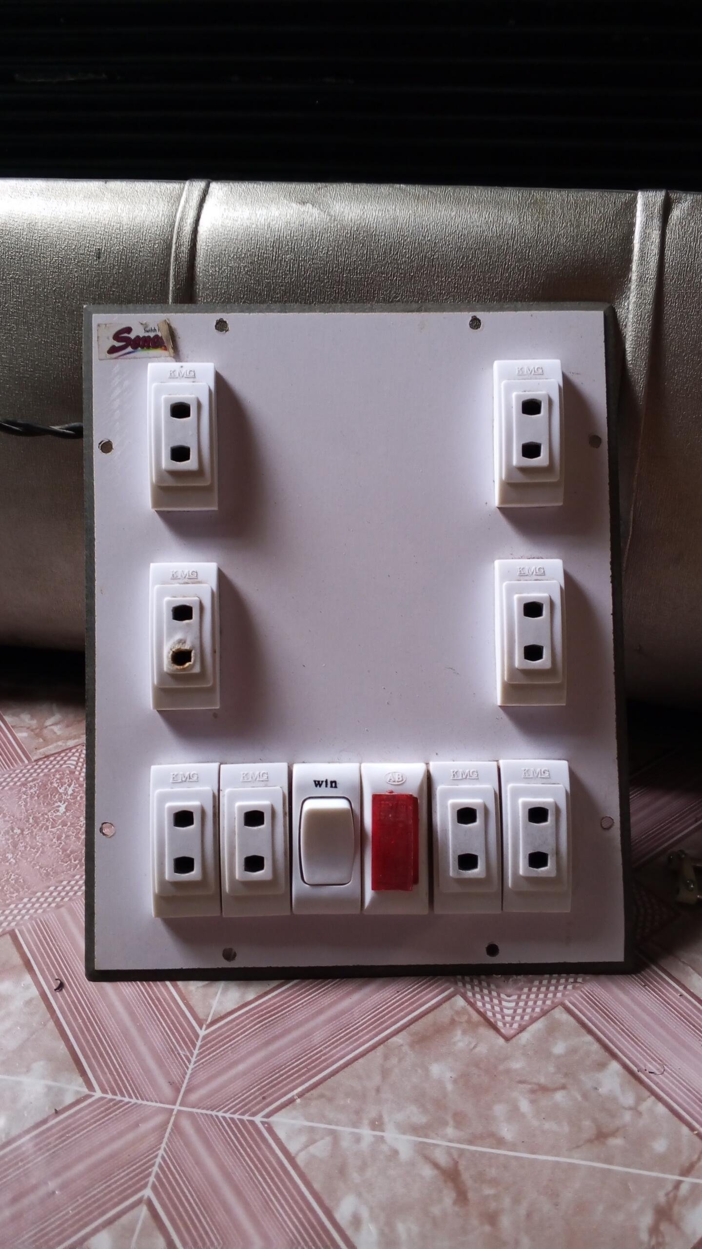 Switch socket with connection serious board 1) more