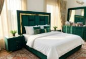 Luxury Emerald Green Velvet Master Bed with 2 Side Tables