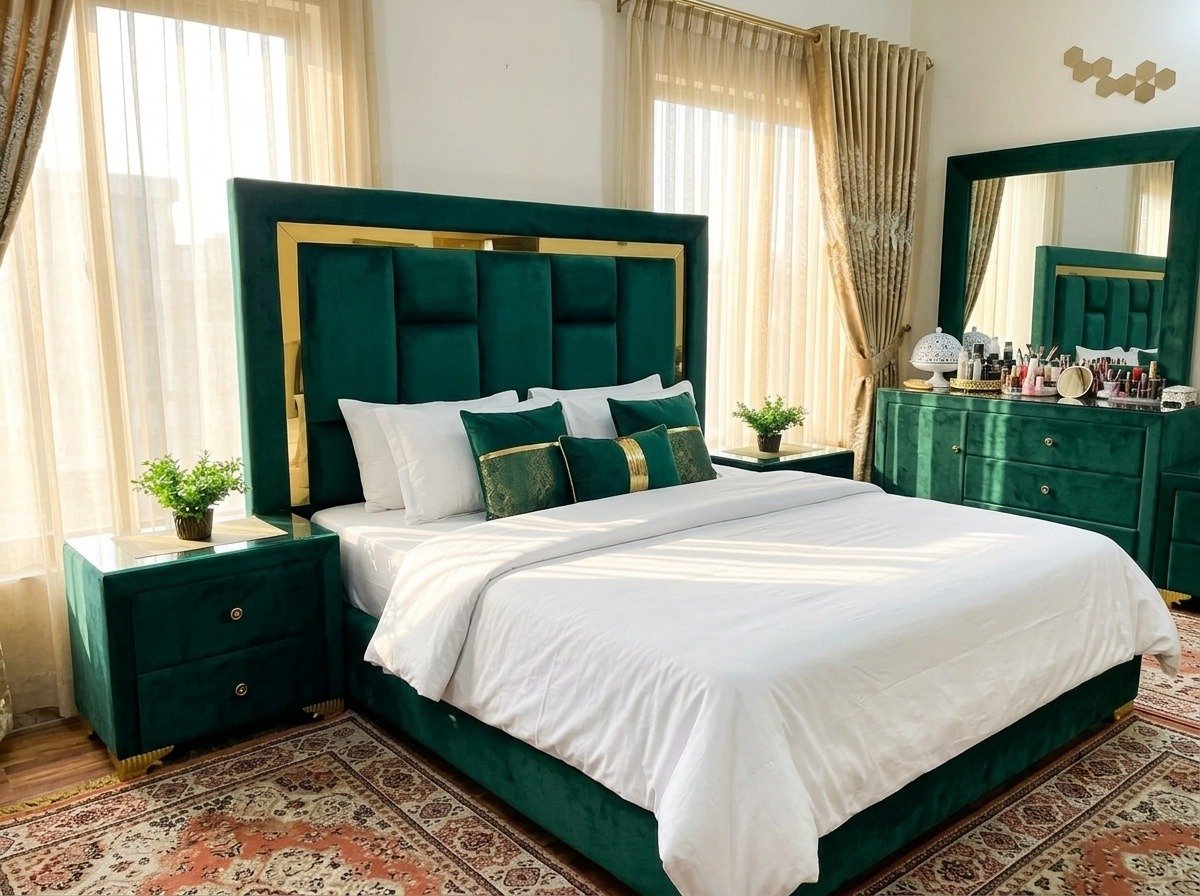 Luxury Emerald Green Velvet Master Bed with 2 Side Tables