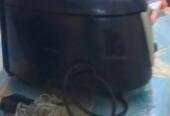 Deep fryer with hot lunch box