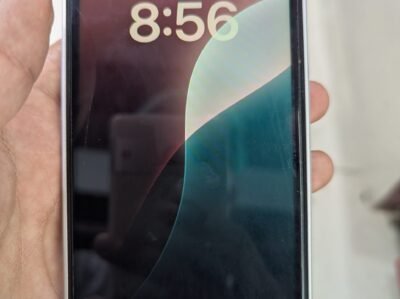 572