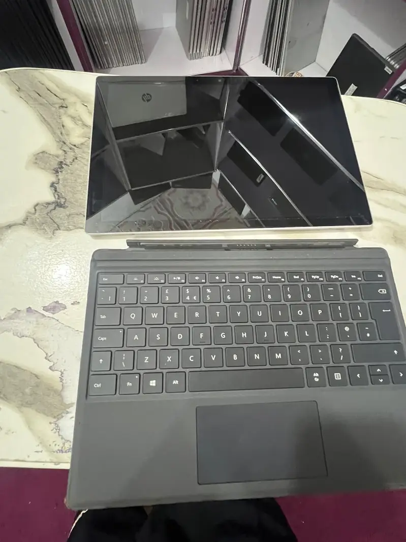Microsoft surface I5, 6th gen ,8GB RAM, 128GB Nvmv chip