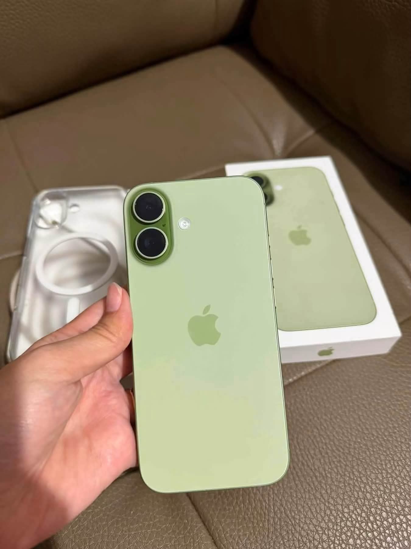 i Phone 17 official Pta Approved 256GB Physical Esim 95
