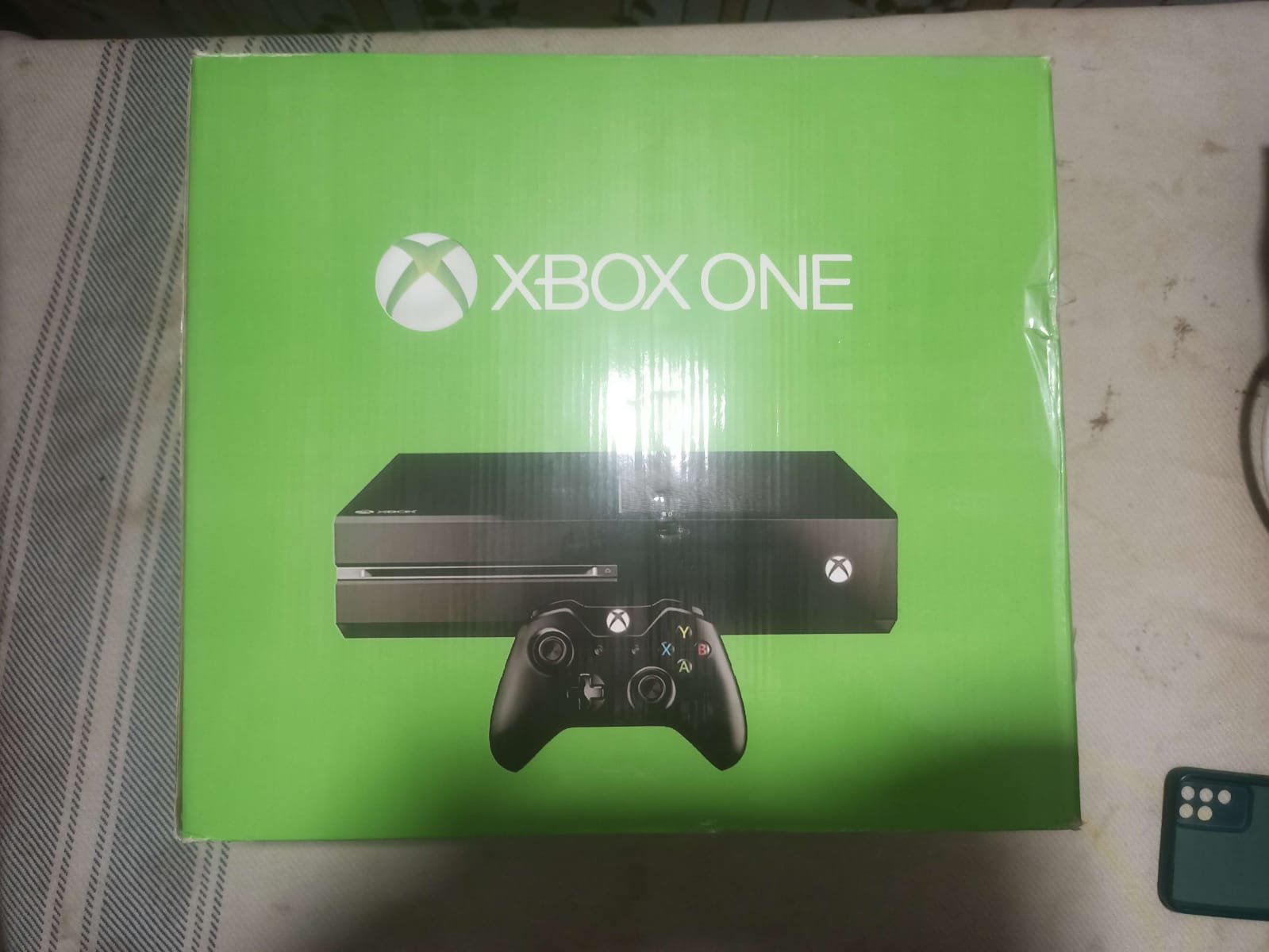 Xbox One Box Pack | New Condition with original Controller