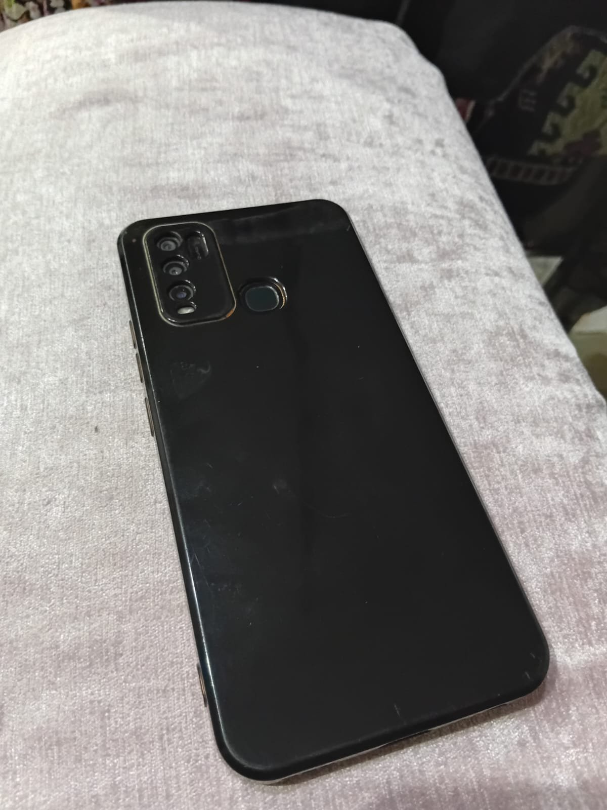 Vivo y30 (4/128) good condition
