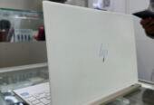 Hp SPECTRE i7-8th gen