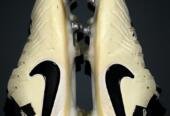 Nike teimpo football studs