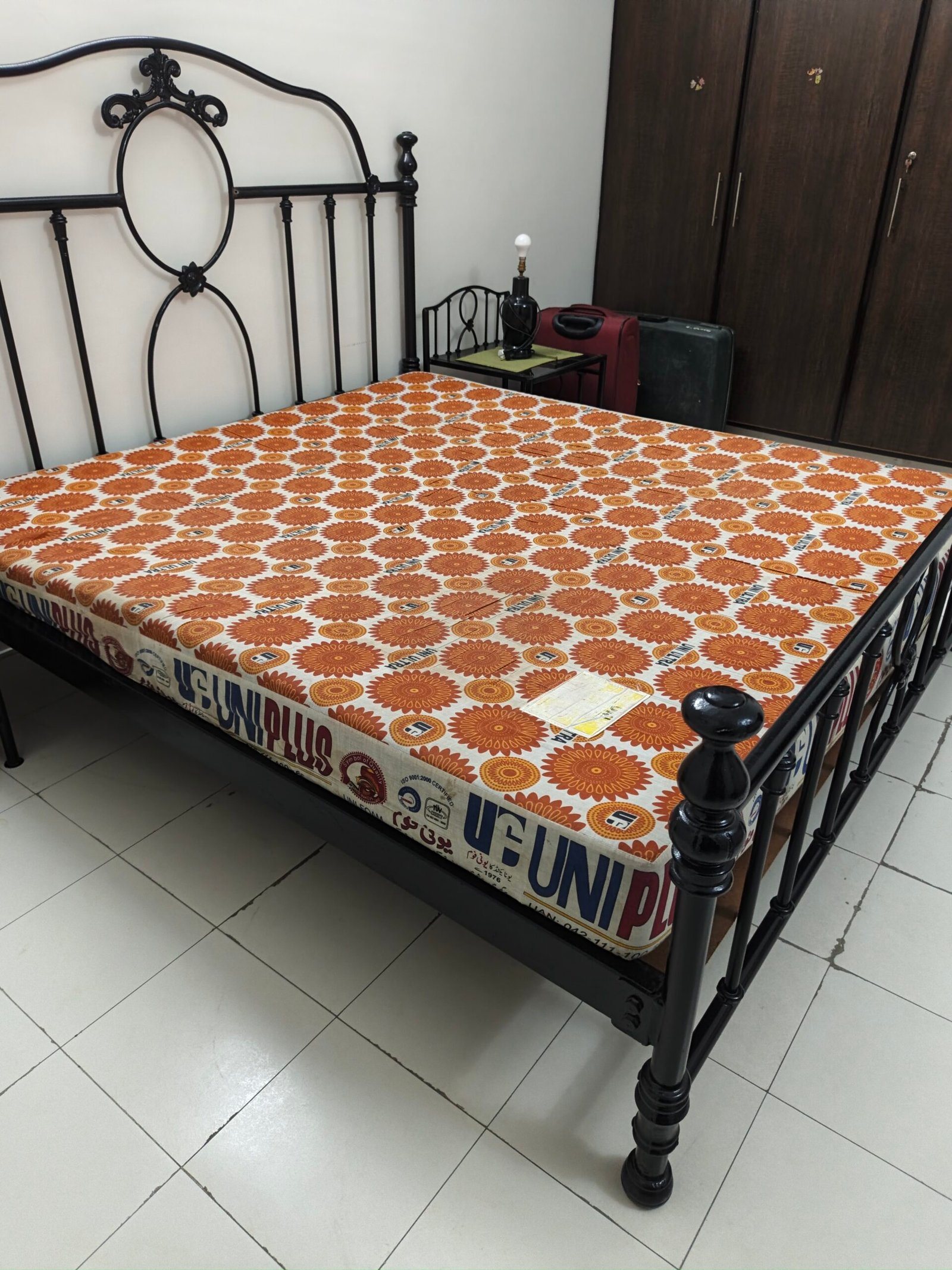 Uni foam mattress