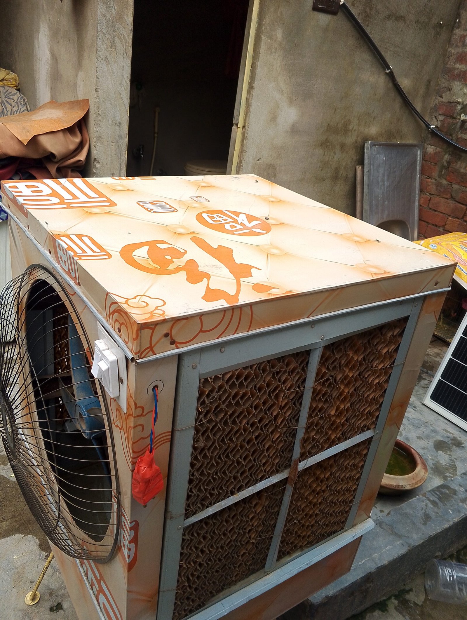 12 volt DC Cooler for sale.