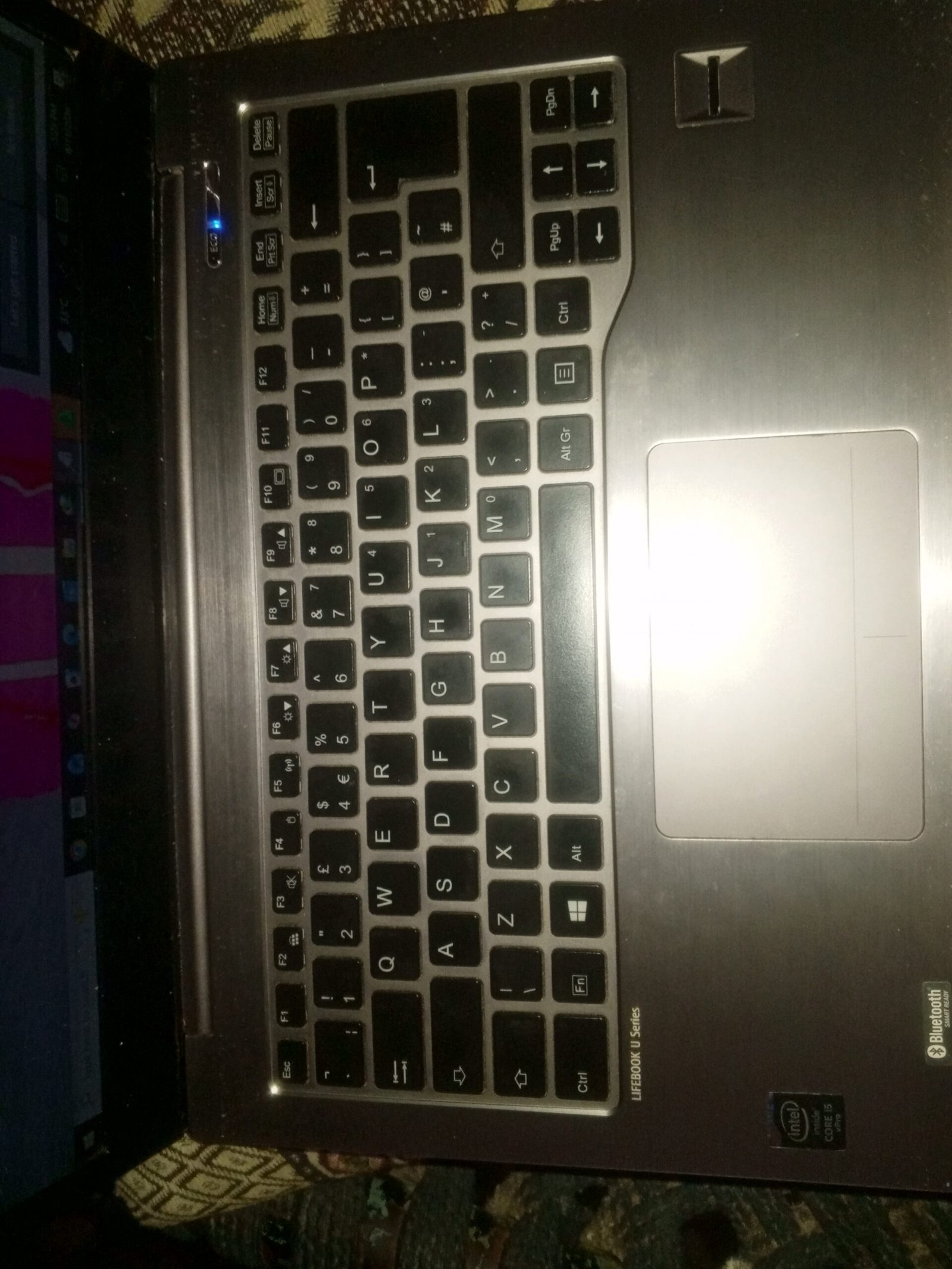 Fujitsu loptop