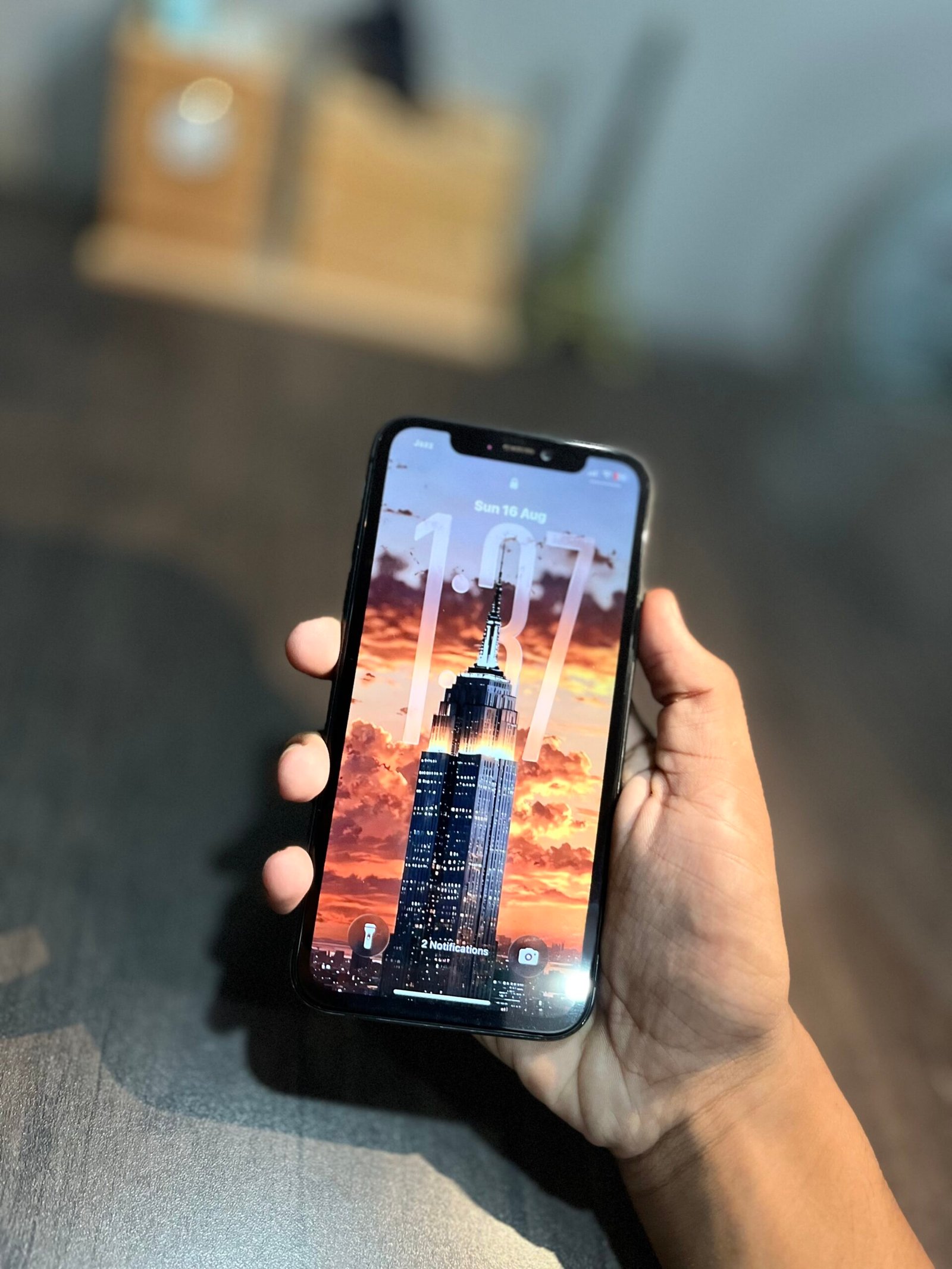 Iphone 11 64gb factory unlock sim glitched