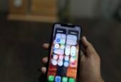 Iphone 11 64gb factory unlock sim glitched