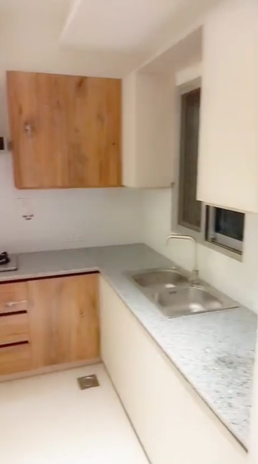 2 Bed Apartment Ready To Move