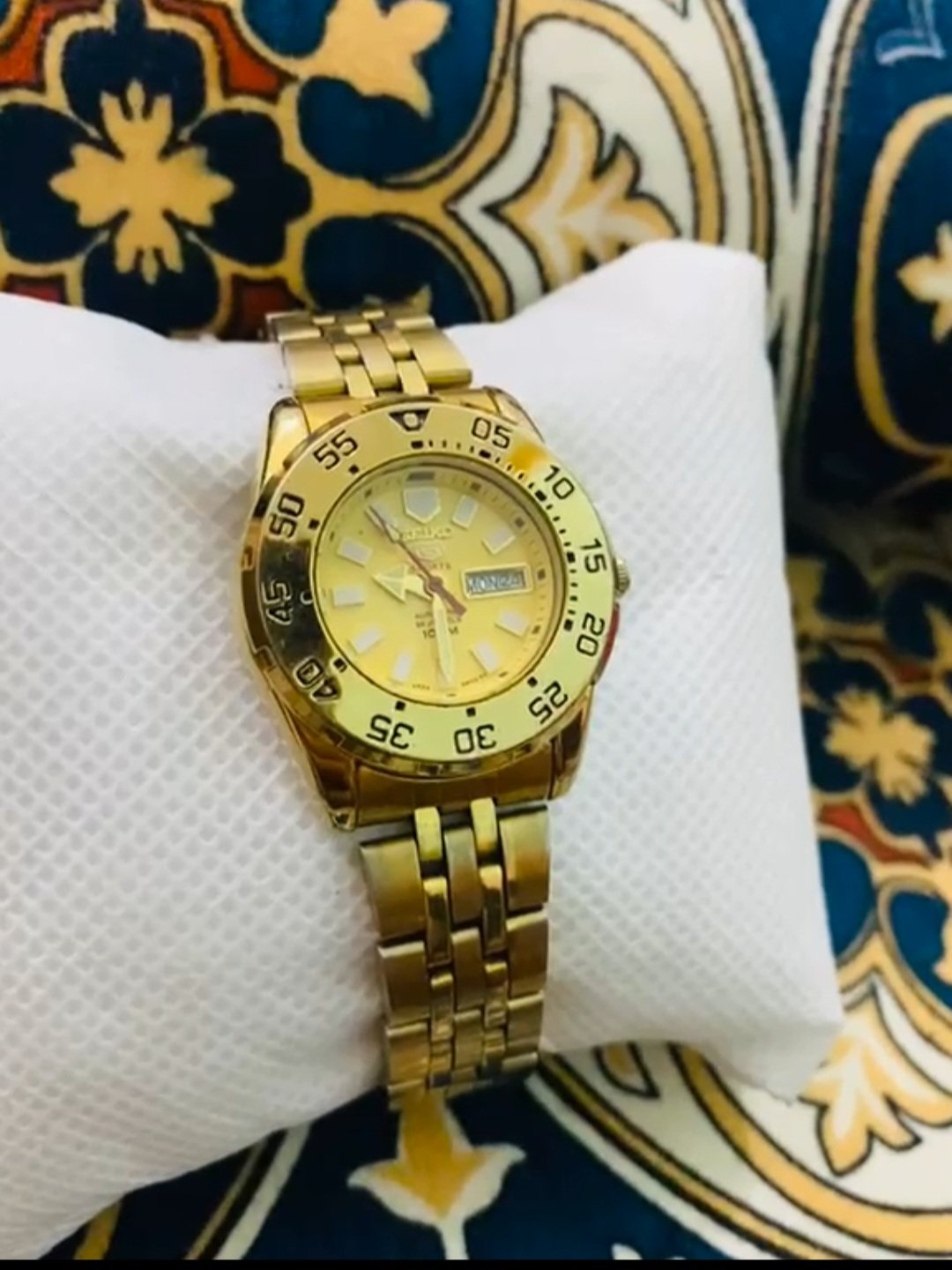 Seiko and Swister watch