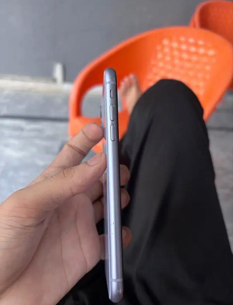 iPhone 11