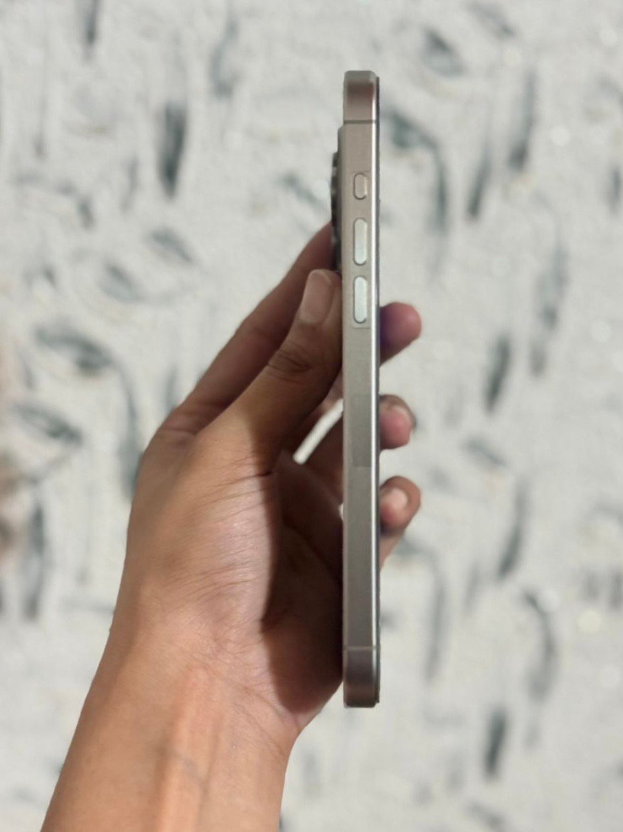 iPhone 15 Pro Max 256GB JV | 90% Battery |275 Cycles | 10/10