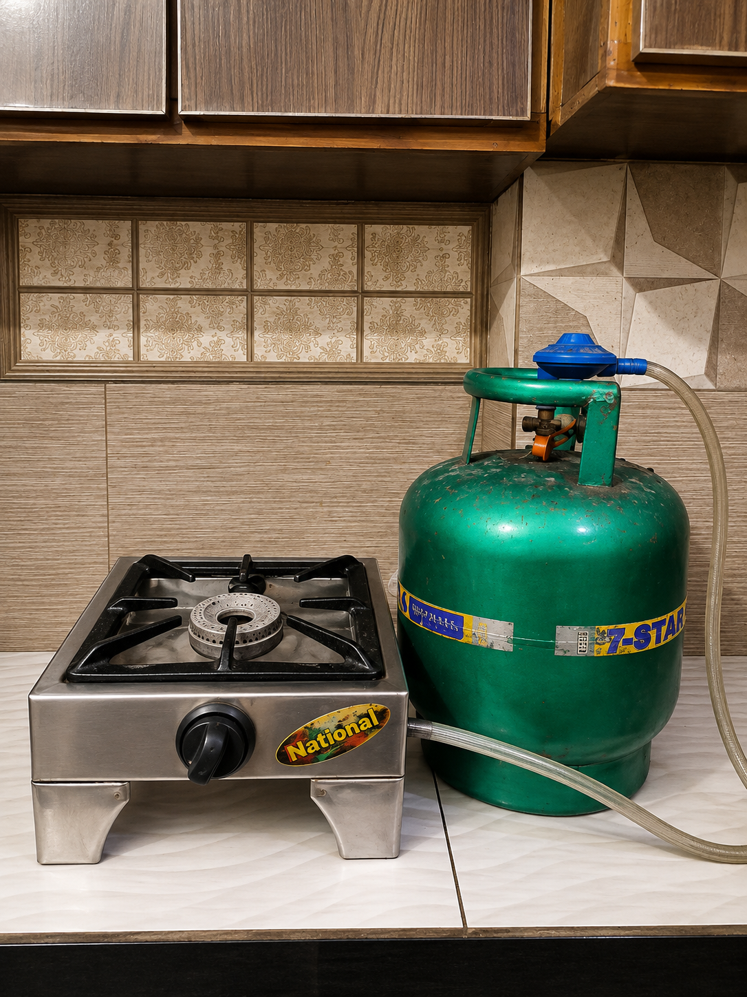 Gas Stove with 7-Star Gas Cylinder