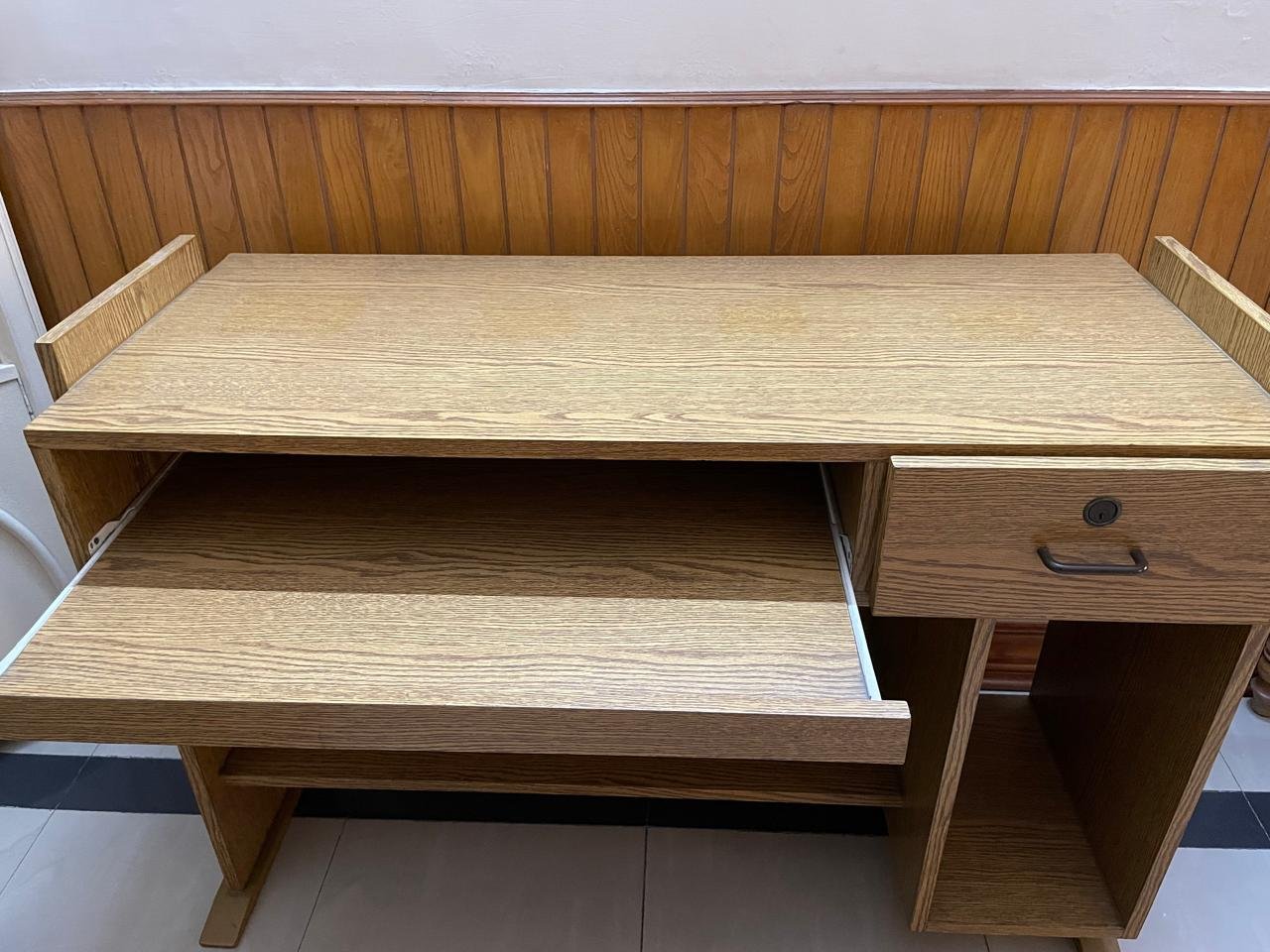 Computer & study table