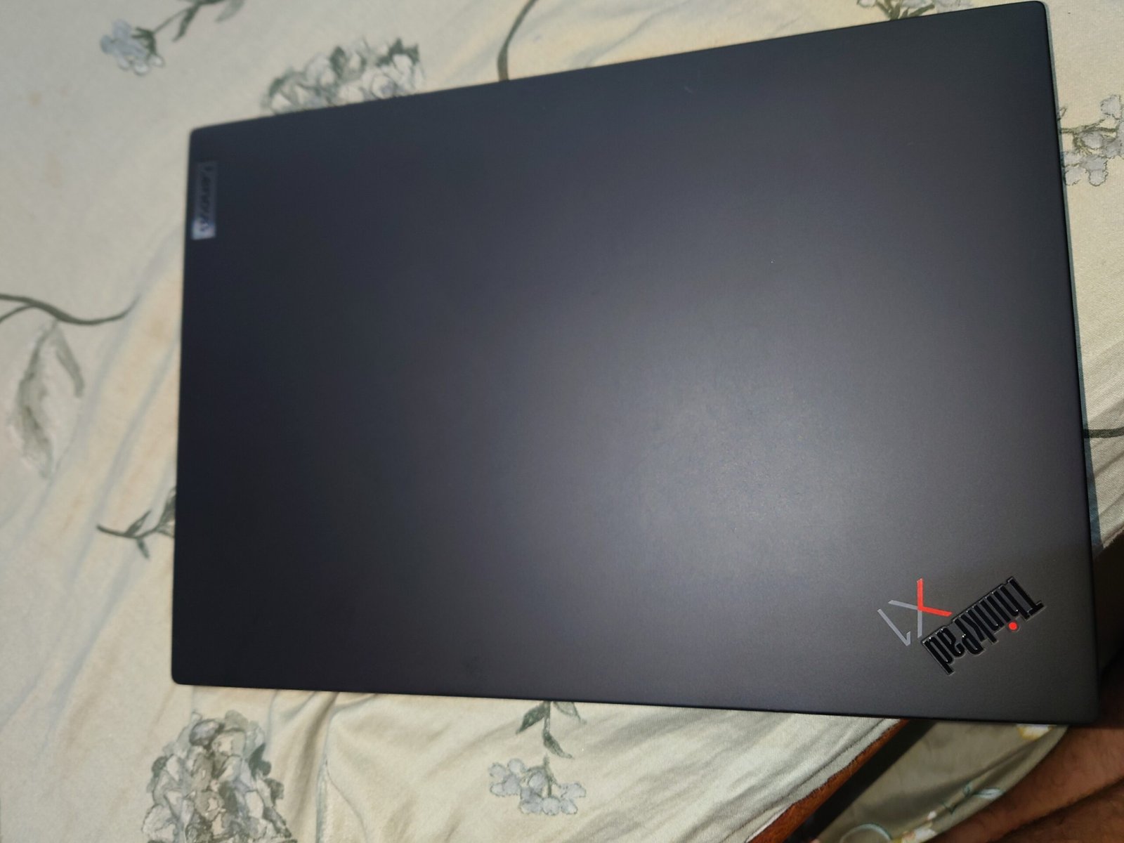 Lenovo x1 carbon gen 9