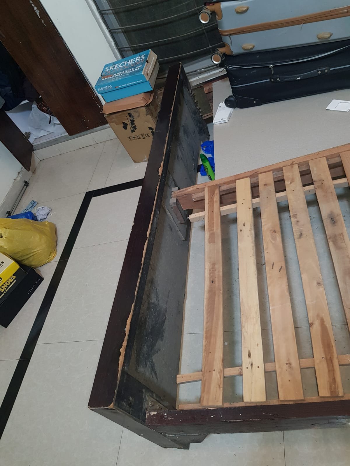Single bed for sale