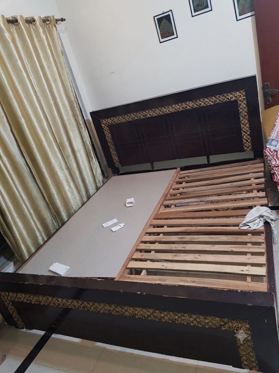 Single bed for sale