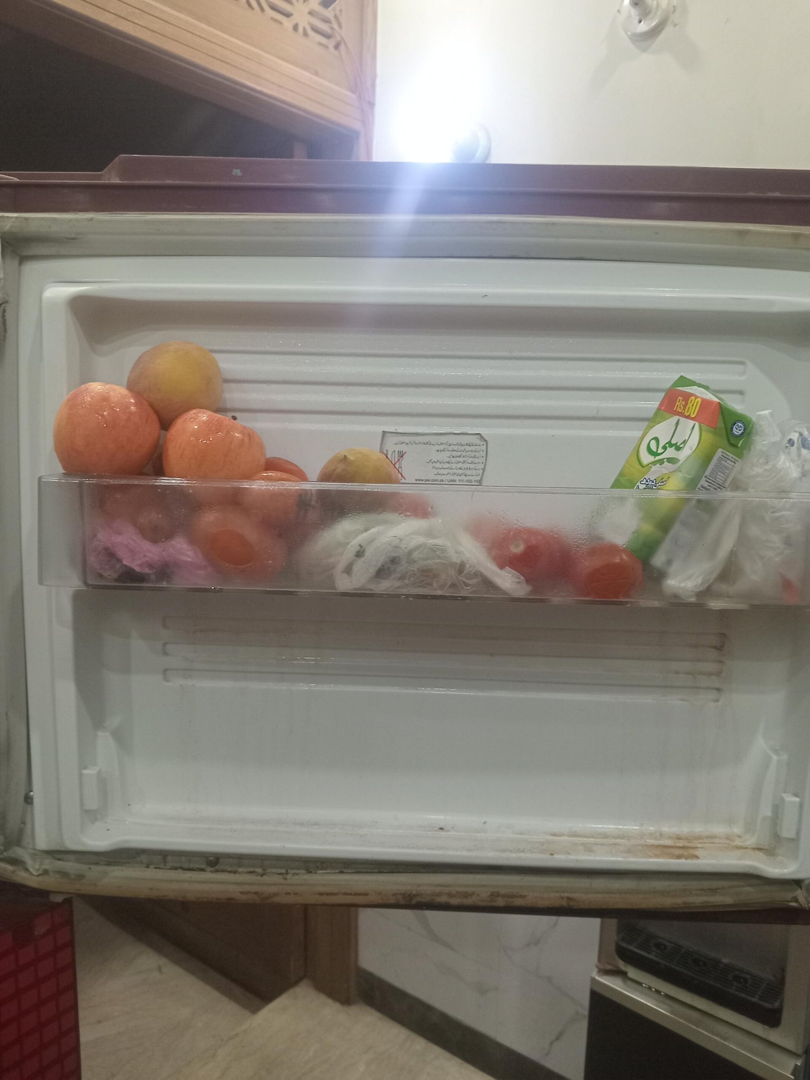 Pel fridge, gass dalne wali hai