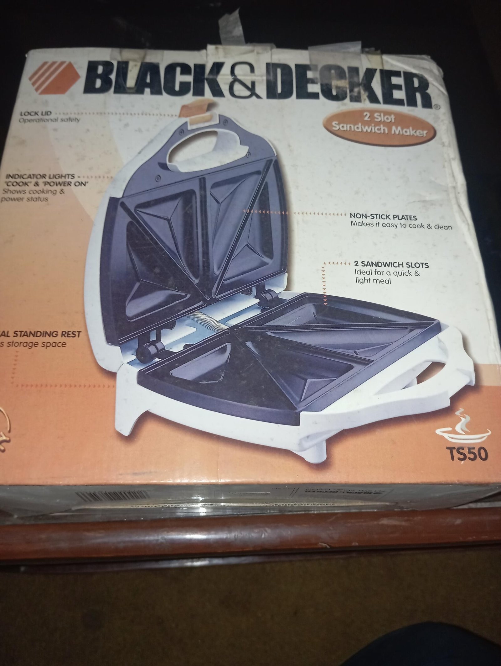 I want to sell new Sandwitch maker .made in England in coloR