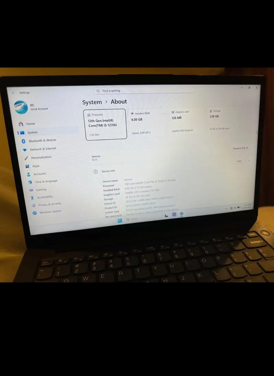 Laptop corei5 12th gen