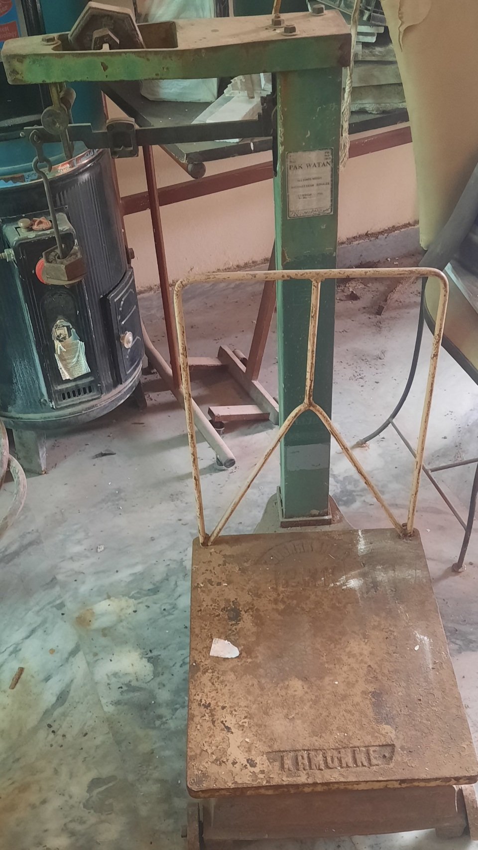 Weight machine for sale