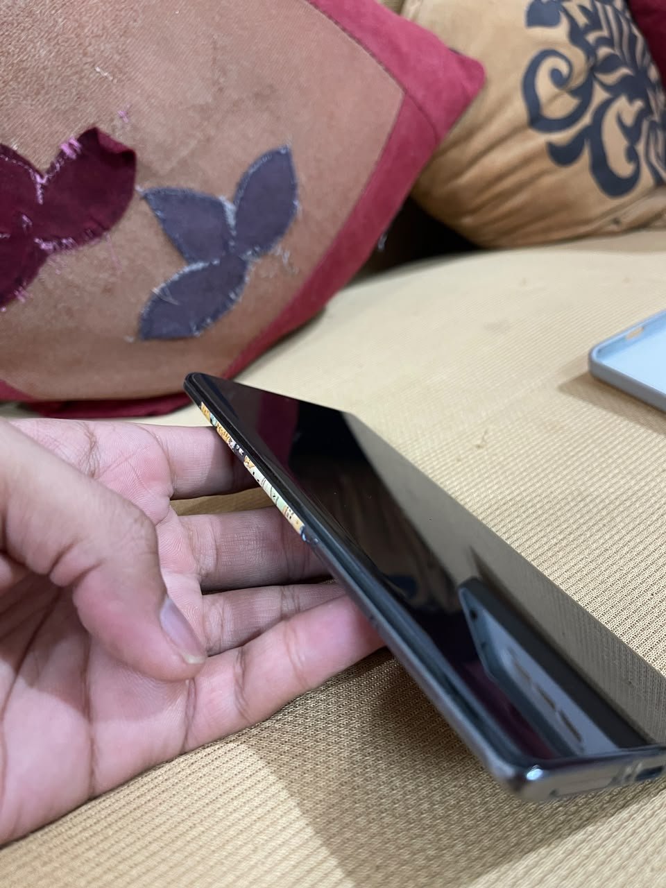 Infinix hot 50 pro plus 88/256 lush phone